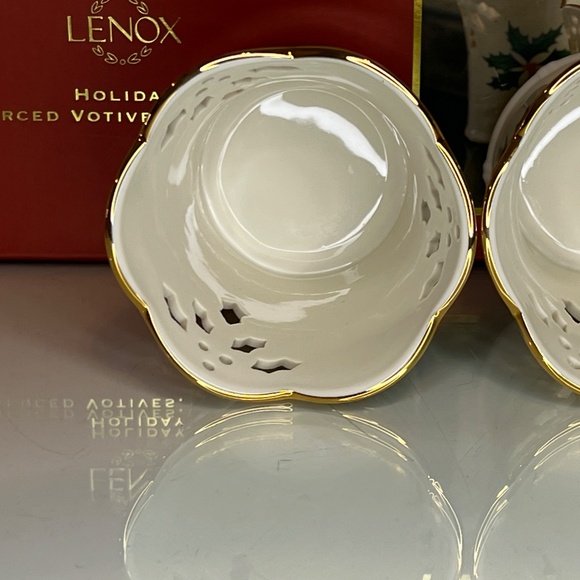Lenox Holiday Pierced Votives Set of 2 Holly Berry Pattern New - Picture 11 of 16